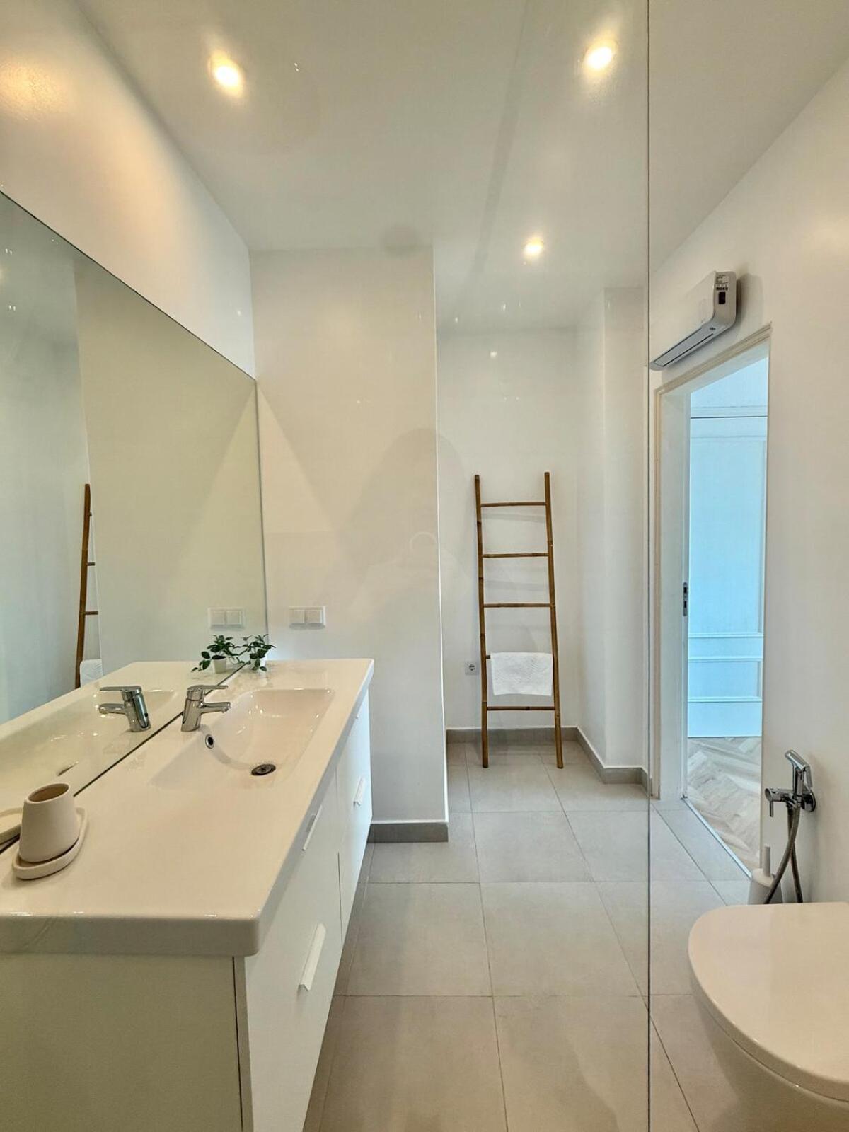 Penthouse S.Jorge Seaview T4 Apartment Quarteira Exterior foto